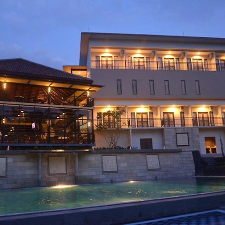 Hotel Bumi Cikeas Sentul Bogor Pokój zdjęcie
