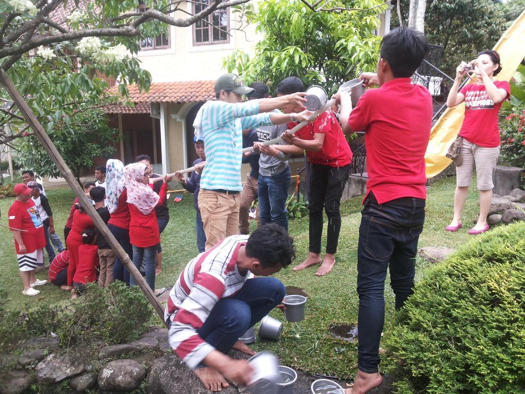Hotel Bumi Cikeas Sentul Bogor Zewnętrze zdjęcie