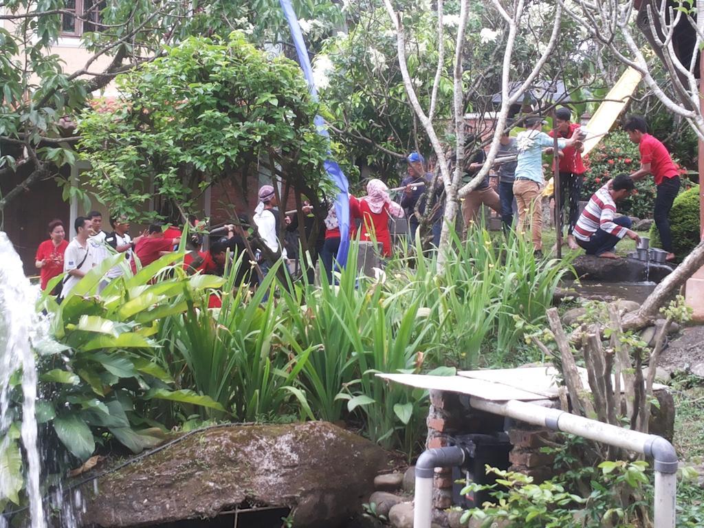 Hotel Bumi Cikeas Sentul Bogor Zewnętrze zdjęcie