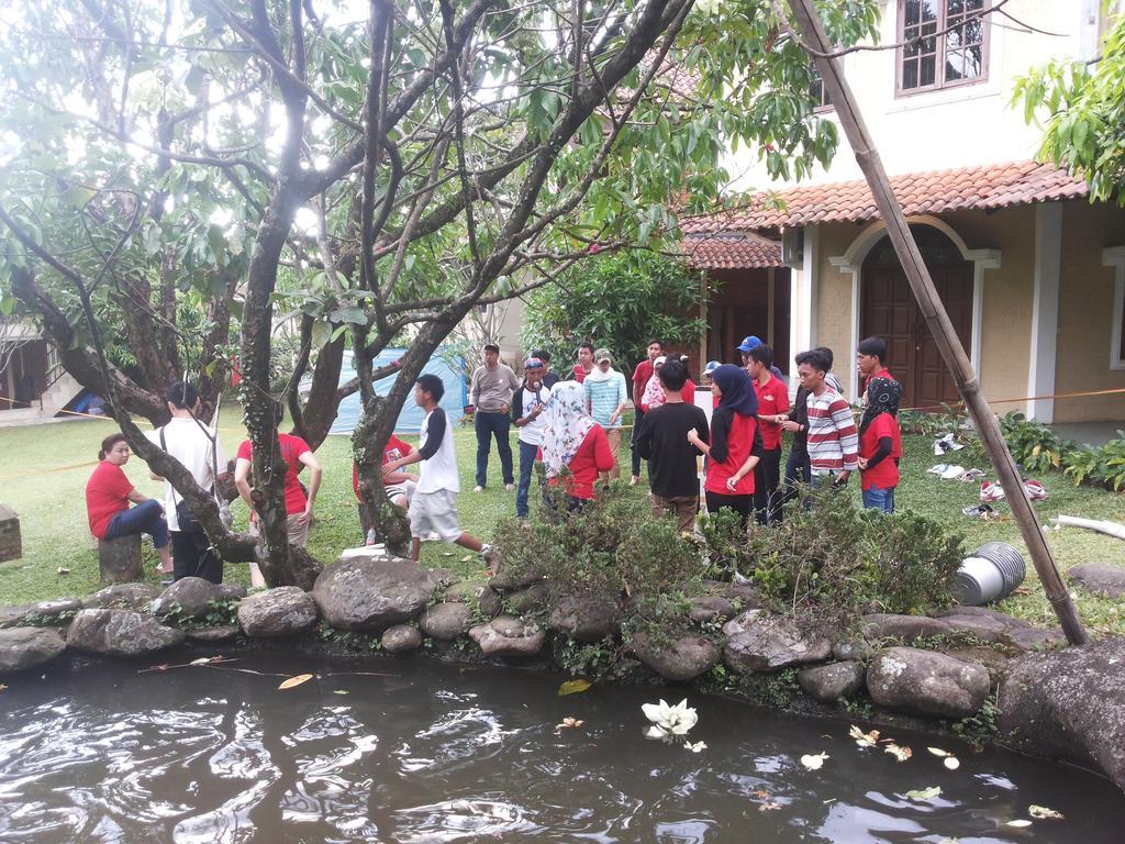 Hotel Bumi Cikeas Sentul Bogor Zewnętrze zdjęcie