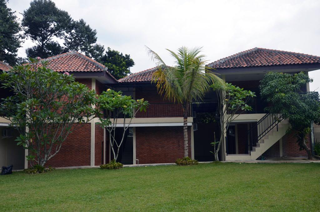 Hotel Bumi Cikeas Sentul Bogor Zewnętrze zdjęcie