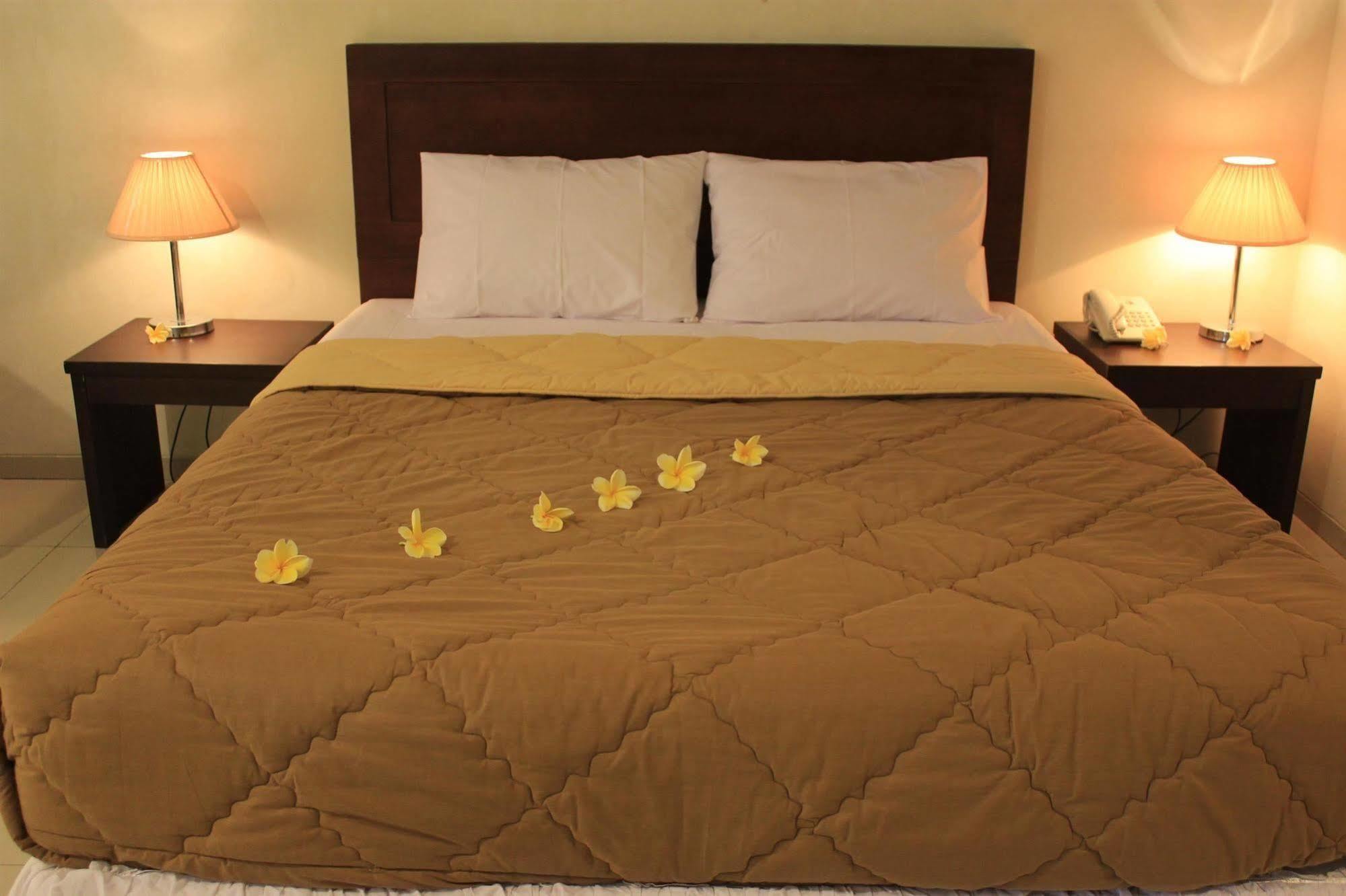 Hotel Bumi Cikeas Sentul Bogor Zewnętrze zdjęcie