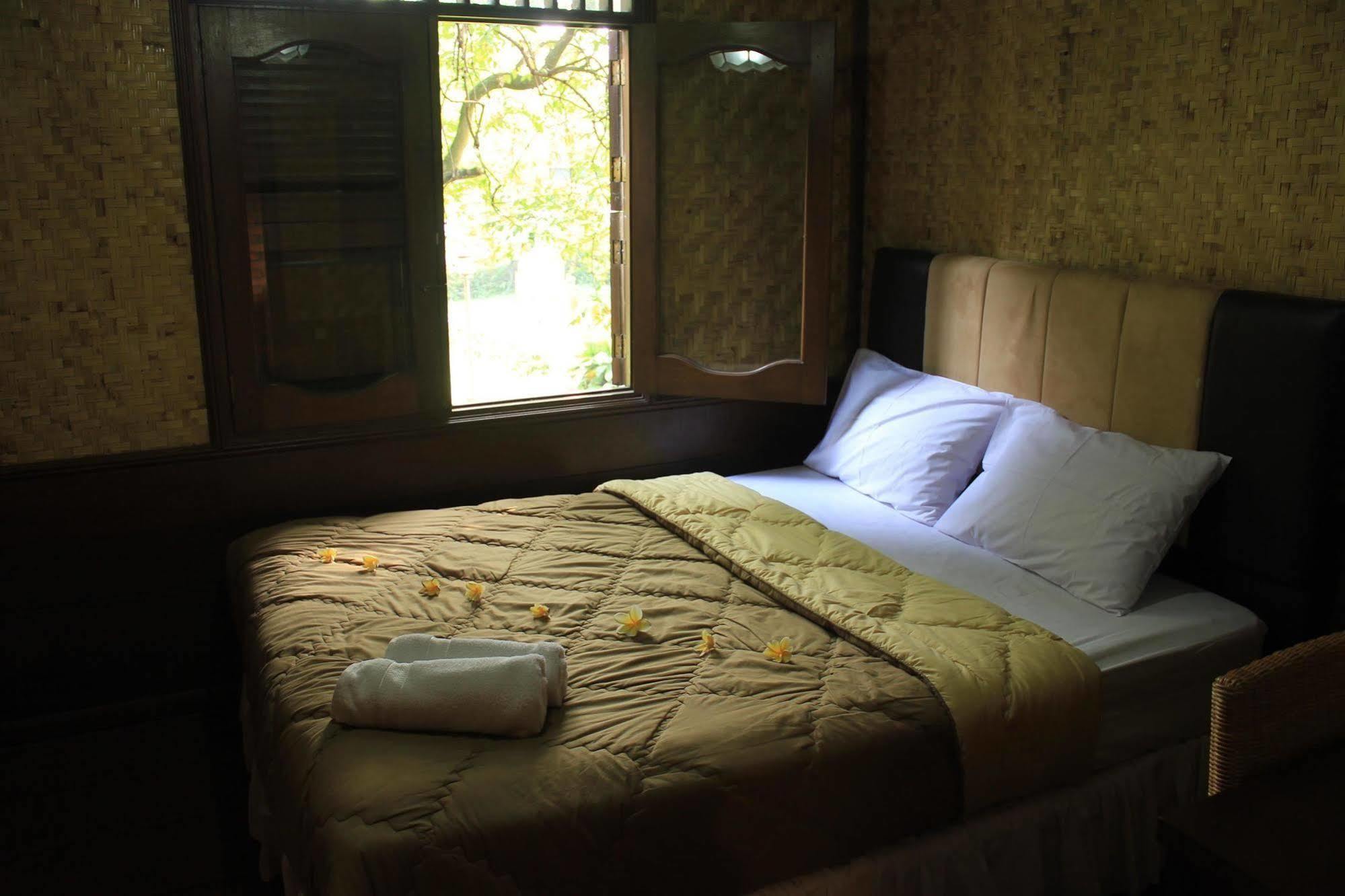 Hotel Bumi Cikeas Sentul Bogor Zewnętrze zdjęcie