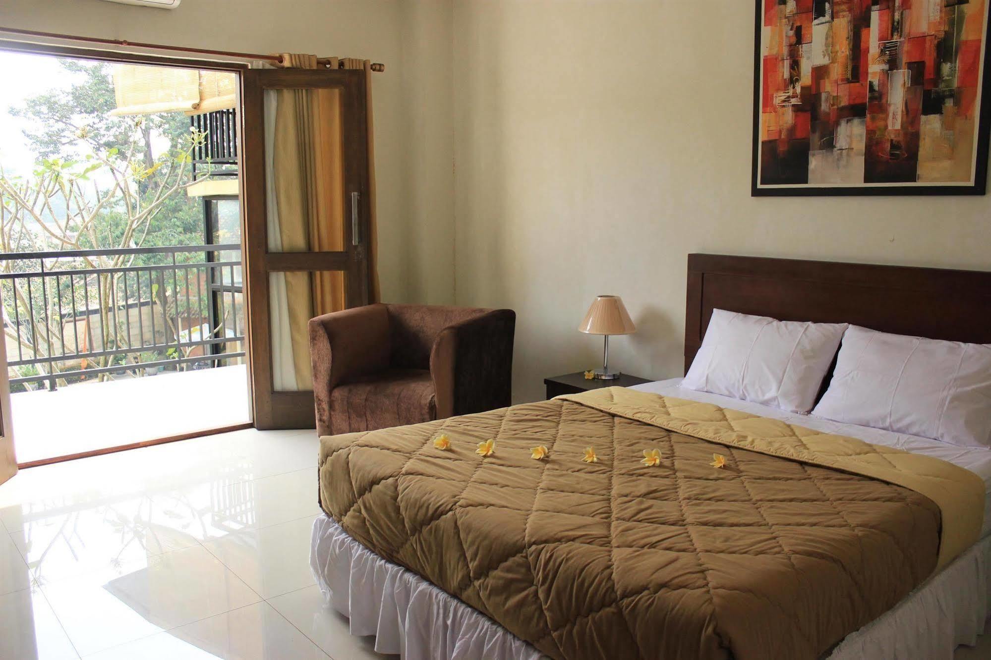 Hotel Bumi Cikeas Sentul Bogor Zewnętrze zdjęcie