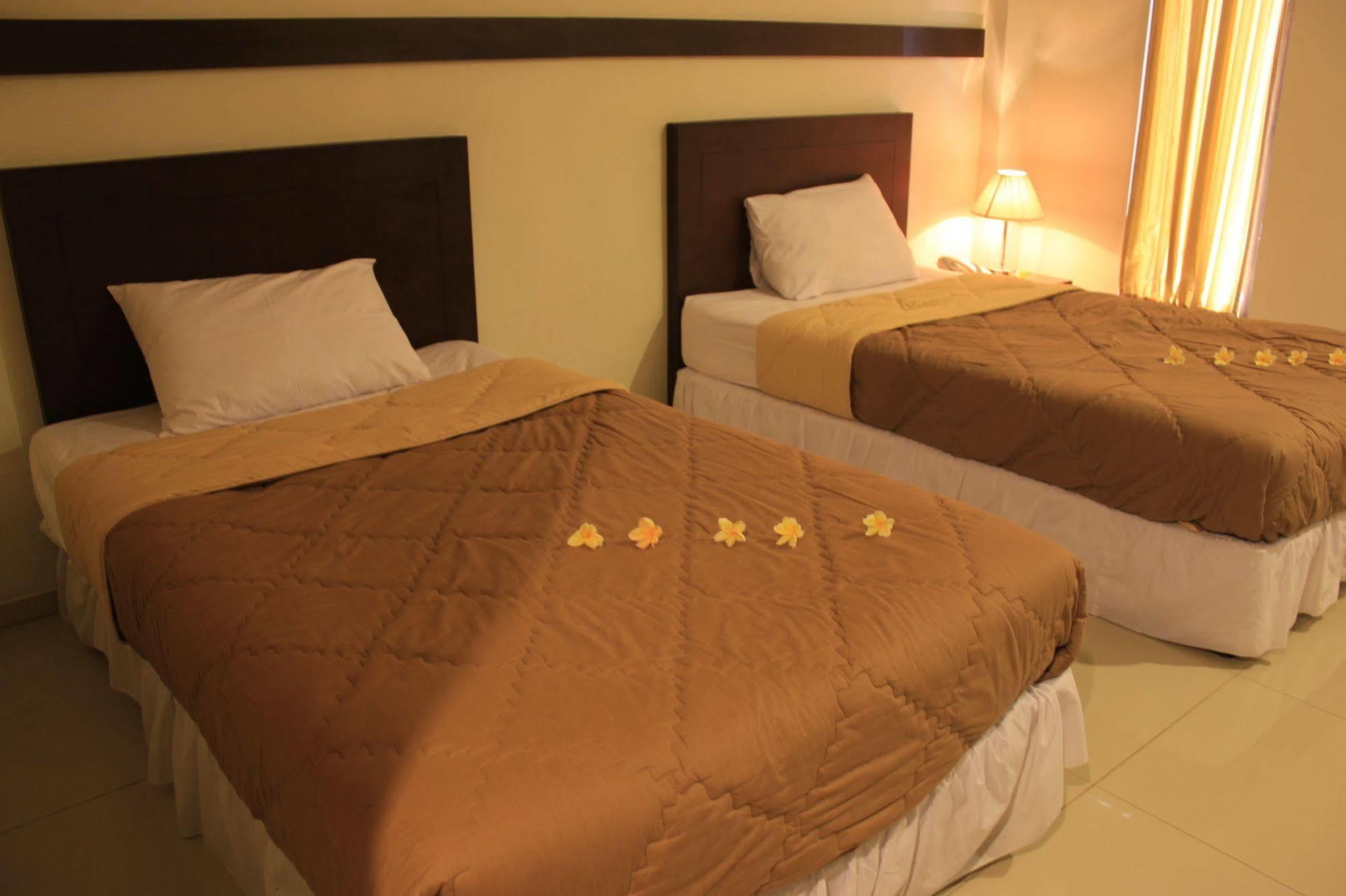 Hotel Bumi Cikeas Sentul Bogor Zewnętrze zdjęcie